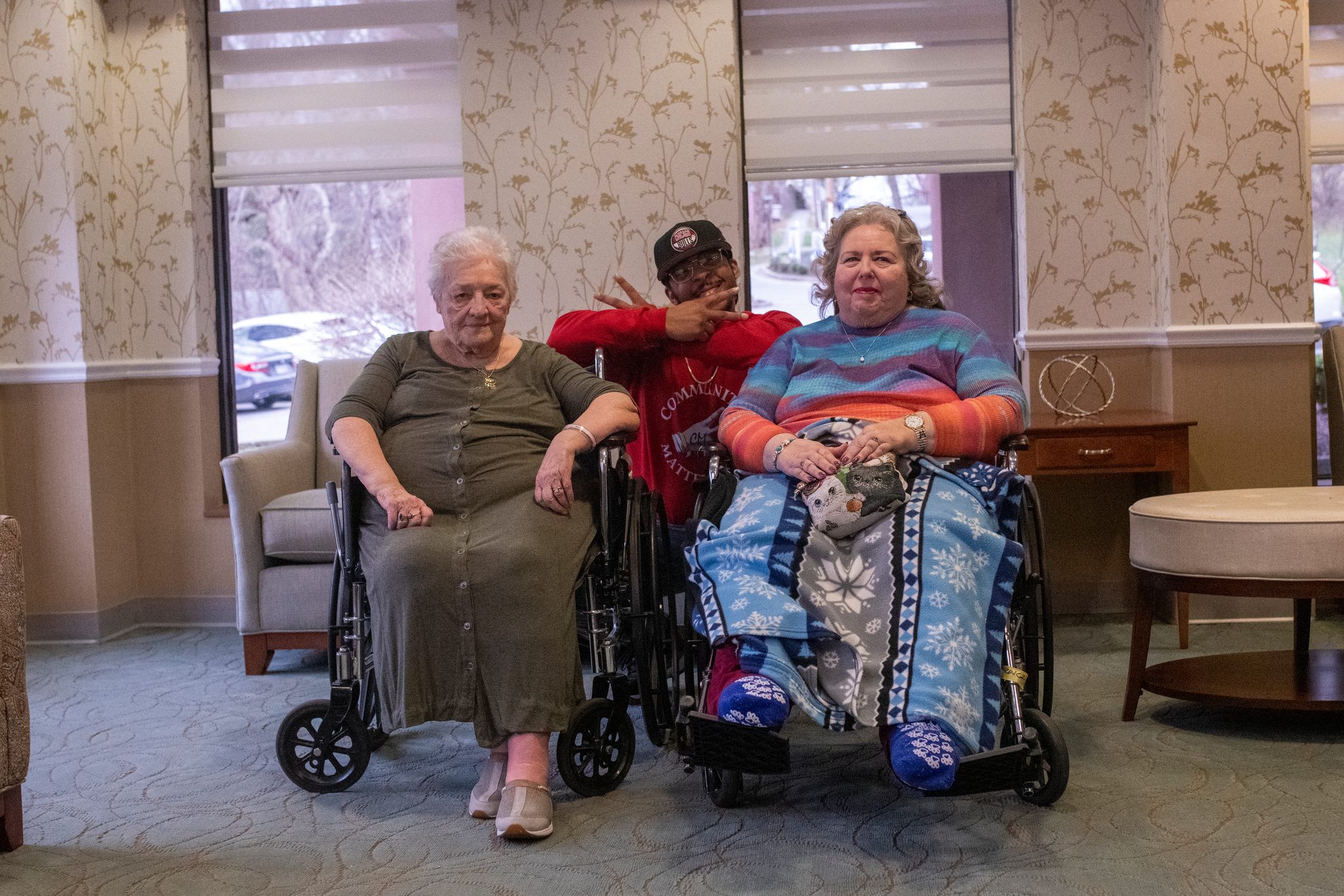 Students and residents pose together during the photography session.