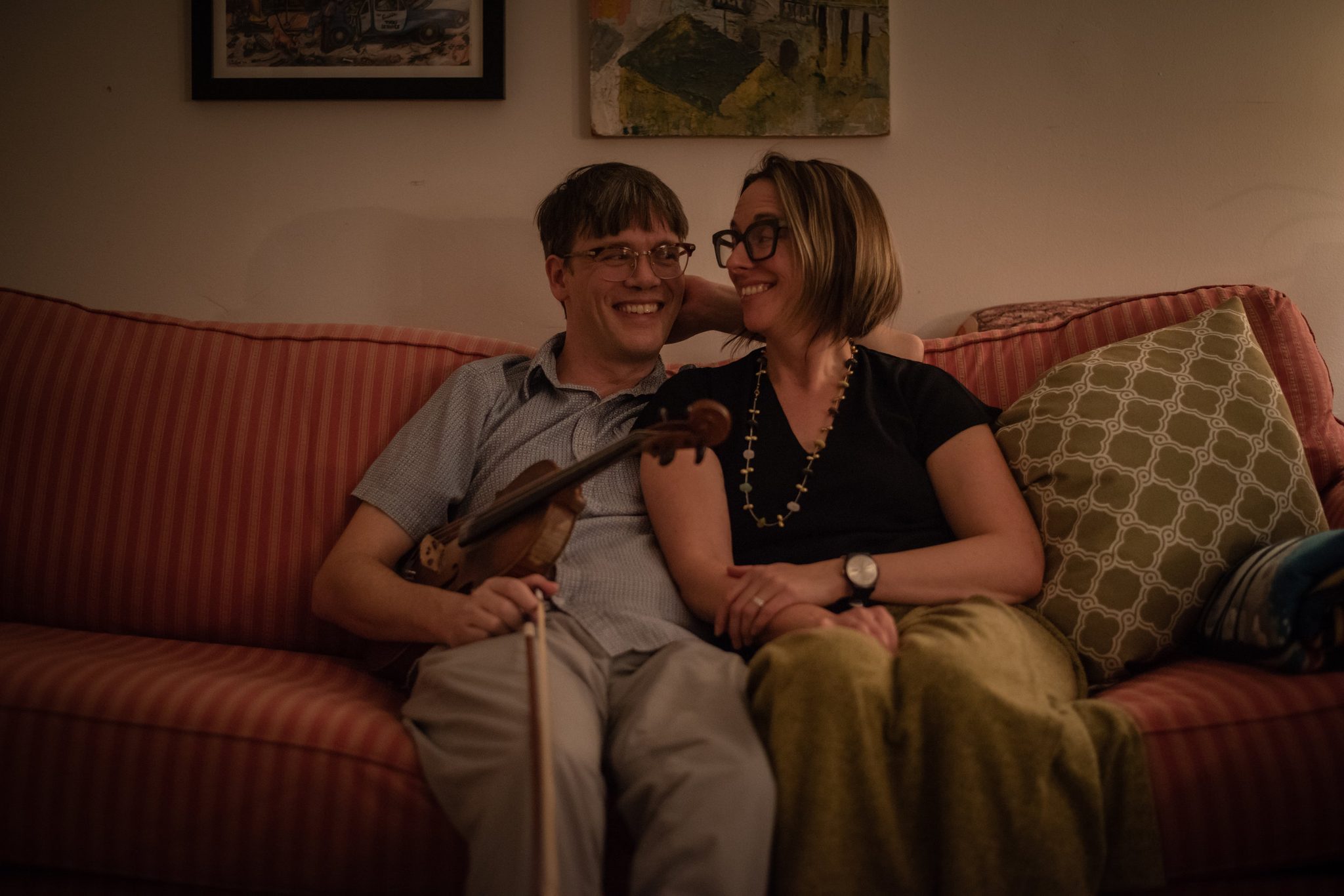 Tom and Molly met when he was busking (performing on the street for money). Hearing him play the Ashokan Farewell, she was immediately smitten.